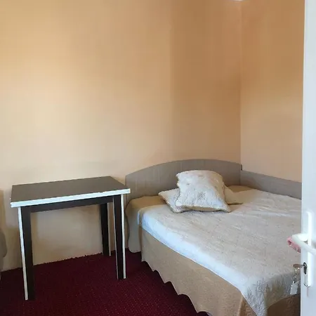 Privatunterkunft Casa Petre *